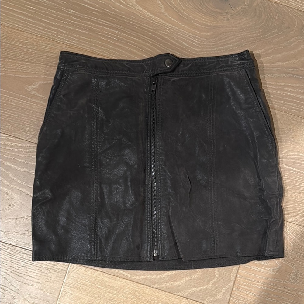Grey leather/suede skirt